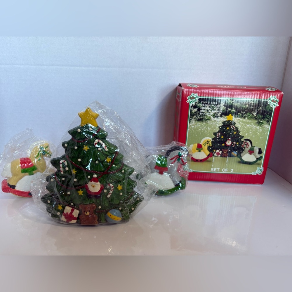 Vintage Christmas Tree Napkin Holder & Rocking Horse Salt & Pepper Shakers – NWT